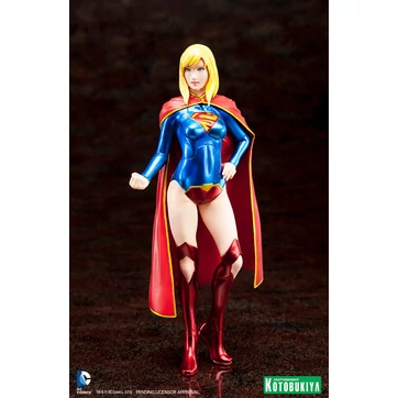 DC COMICS Supergirl   ARTFX+  szobor