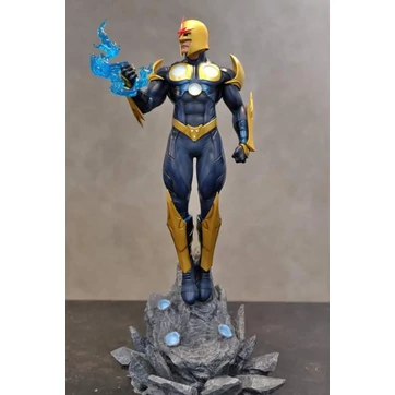 1/4  Nova custom szobor 