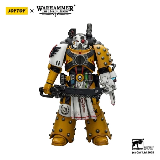 Warhammer 40,000: imperial Fists Action Figure Legion Apothecary 12 cm