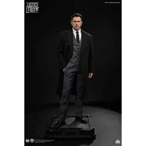 Justice League Statue 1/4 Bruce Wayne (Ben Affleck) 51 cm