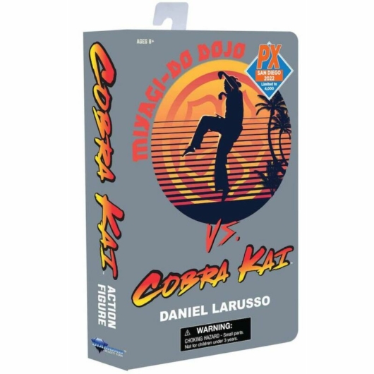 Cobra Kai Daniel Larusso SDCC 2022 Exclusive VHS figura 18cm