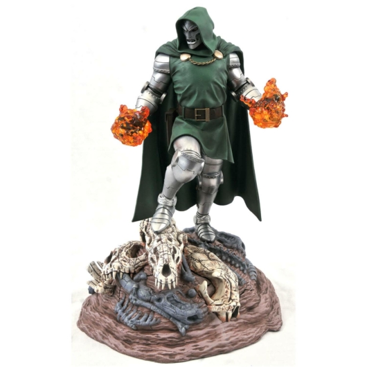 Marvel Gallery Dr Doom PVC szobor Walmart Exclusive kiadás 