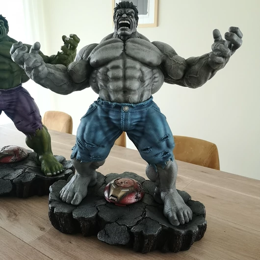 Xionart Grey Hulk 1:4