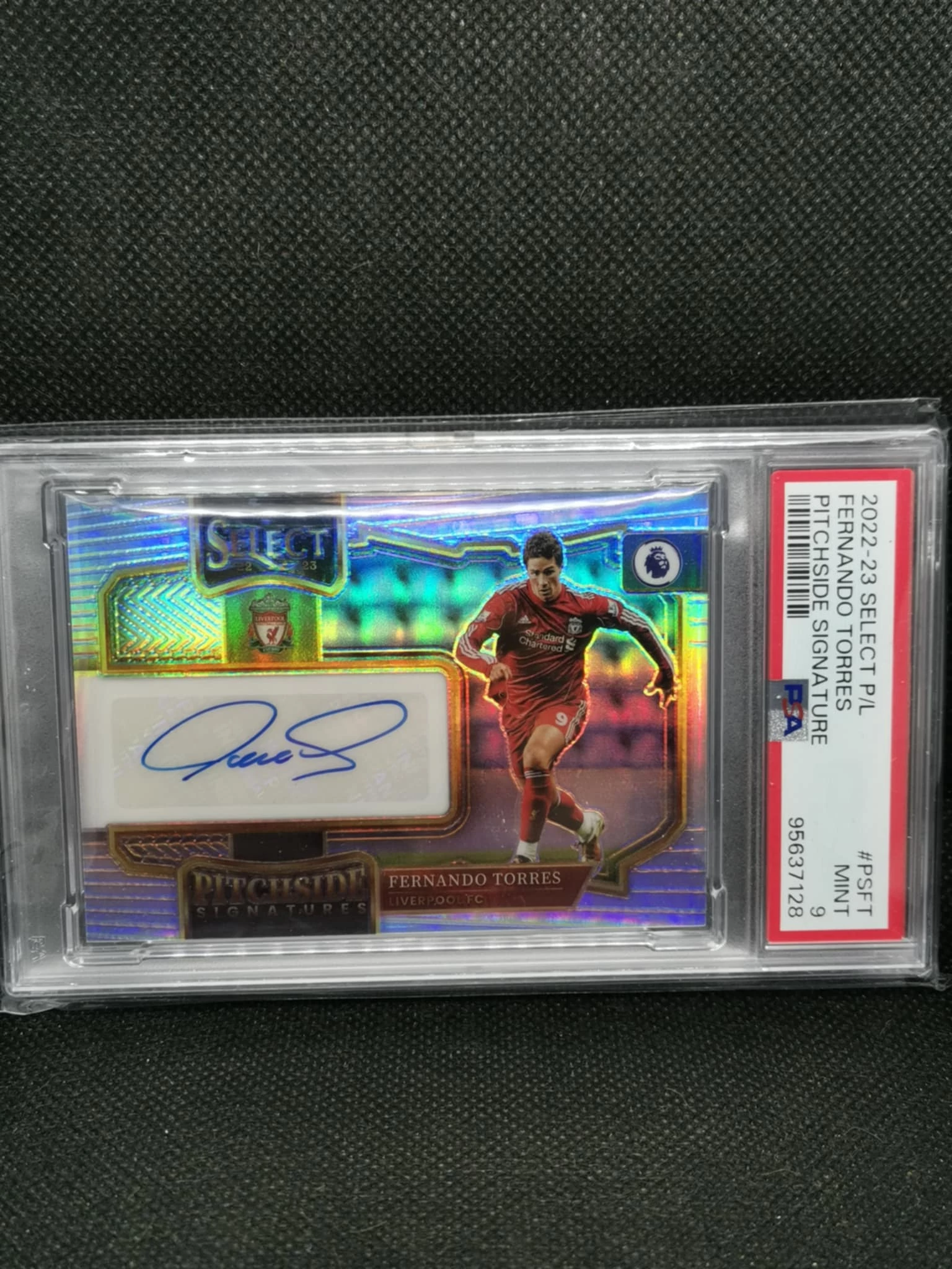 2022-23  Panini Prizm Fernando Torres PSA gradelt auto, dedikált kártya